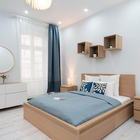 New Spacious Apartment At Superb Location Budapest Esterno foto