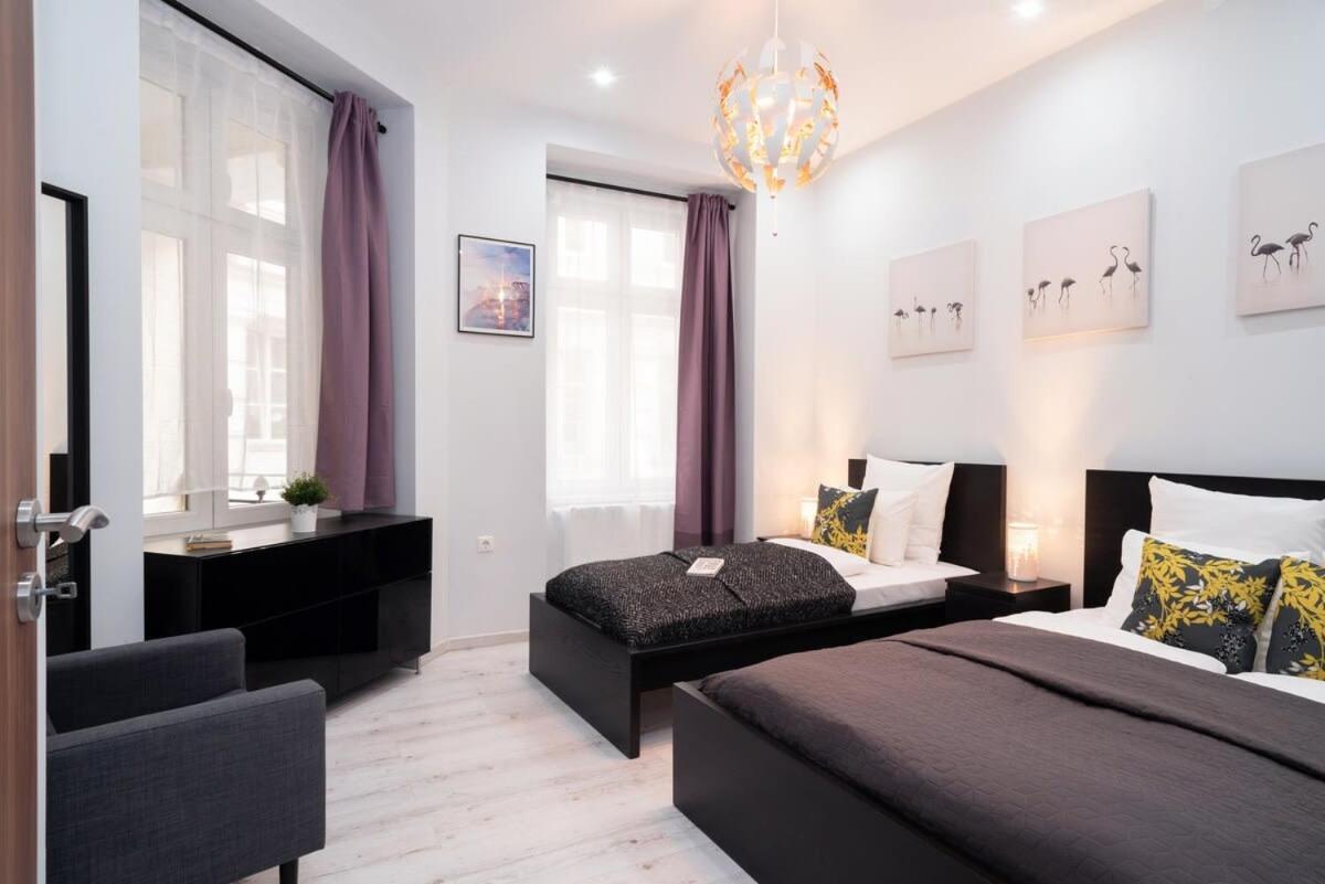 New Spacious Apartment At Superb Location Budapest Esterno foto